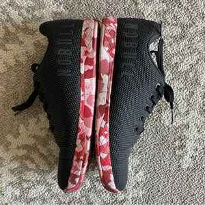 NOBULL Women's Outwork Pink Camo Athletic Shoes Sneakers Running Moving Black